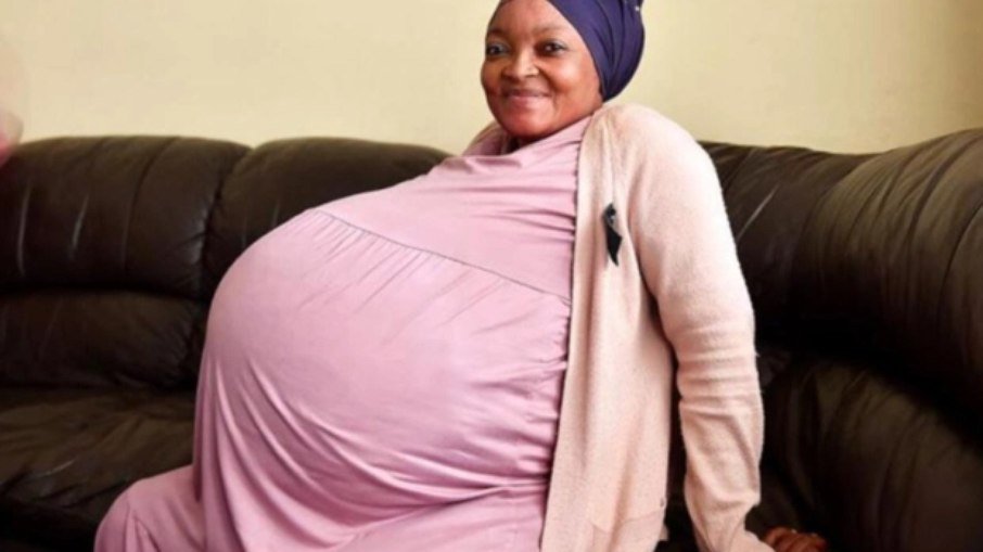 Mulher dá à luz 10 bebês na África do Sul (Foto: Reprodução)