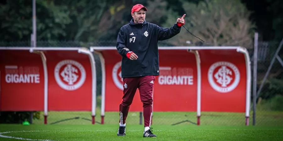 Eduardo Coudet tem problemas para montar a equipe colorada | Foto: Ricardo Duarte / Inter / CP