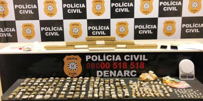 Duas traficantes foram presas em uma casa no bairro Morada do Bosque. Foto: PC/Divulgação