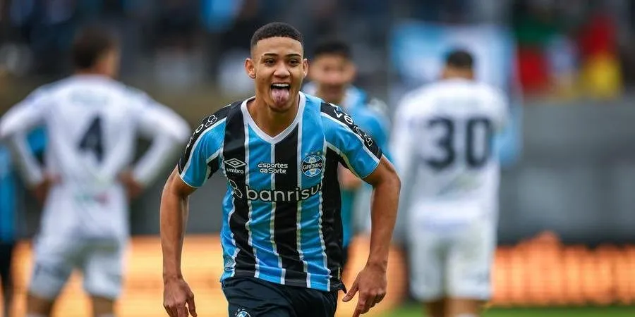 Gustavo foi convocado para a seleção brasileira sub-20, na manhã deste sábado, 17 | Foto: Lucas Uebel / Grêmio / CP