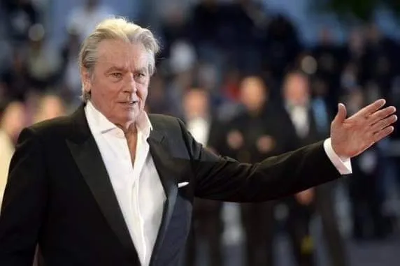Alain Delon tinha 88 anos. ANNE-CHRISTINE POUJOULAT / AFP