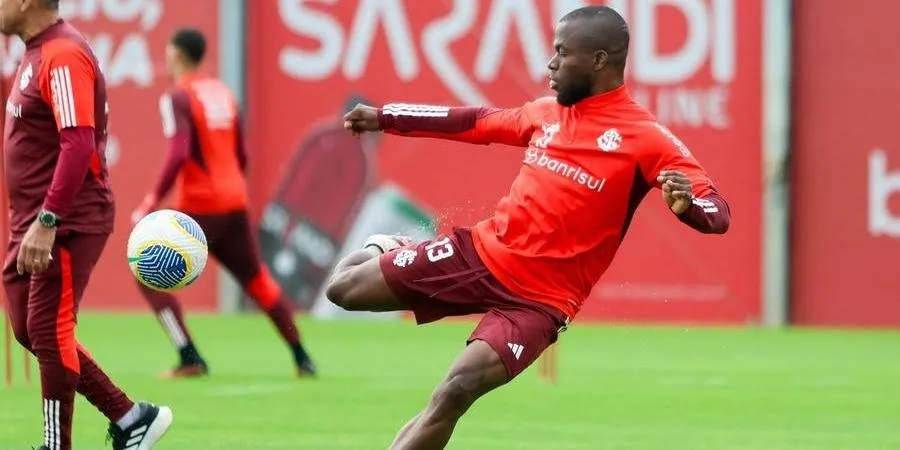 Enner Valencia garante, em conversa com dirigentes, foco total no Inter e desejo de cumprir contrato até o final | Foto: RICARDO DUARTE / INTER / CP