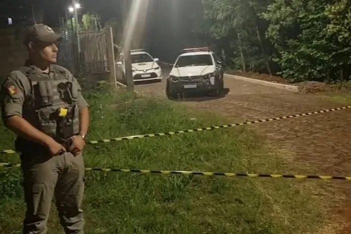Brigada Militar isolou o local até a chegada da perícia. Jânio Fernandes / Reprodução