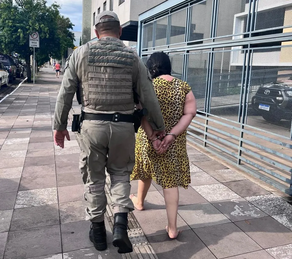 BM deteve a mulher – Foto: Cristiano Silva