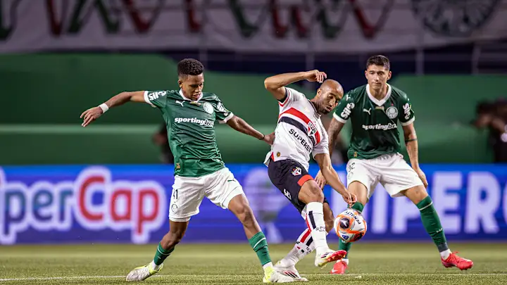 Palmeiras x Sao Paulo duelam pela semifinal do Paulistão 2025 / Sports Press Photo/GettyImages