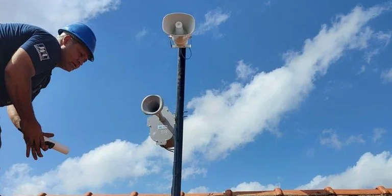 Sirene emite um som de alerta, seguida de uma mensagem de voz indicando os próximos passos para a população | Foto: Divulgação / Prefeitura de Lajeado / CP