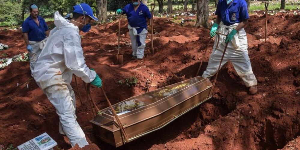 São Paulo se prepara para grande impacto e dezenas de milhares de infectados | Foto: Nelson Almeida / AFP / CP