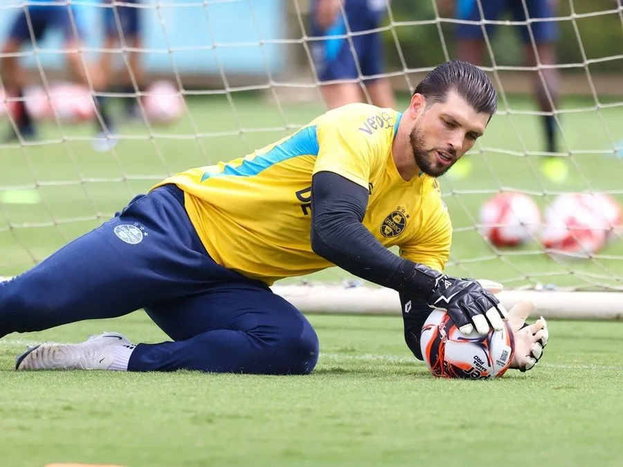 Tiago Volpi deve atuar no Bragantino em 2026 Foto : Rodrigo Fatturi / Grêmio FBPA / CP