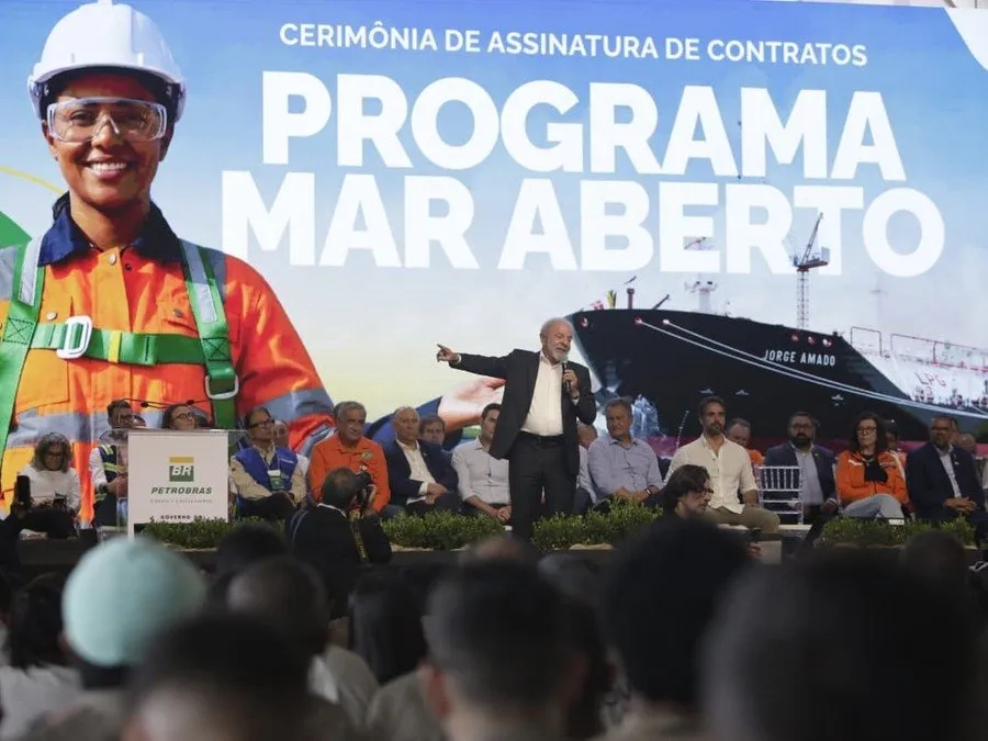 Lula cumpriu agenda no Rio Grande do Sul, quando anunciou investimentos para a retomada do polo naval Foto : Mauro Schaefer