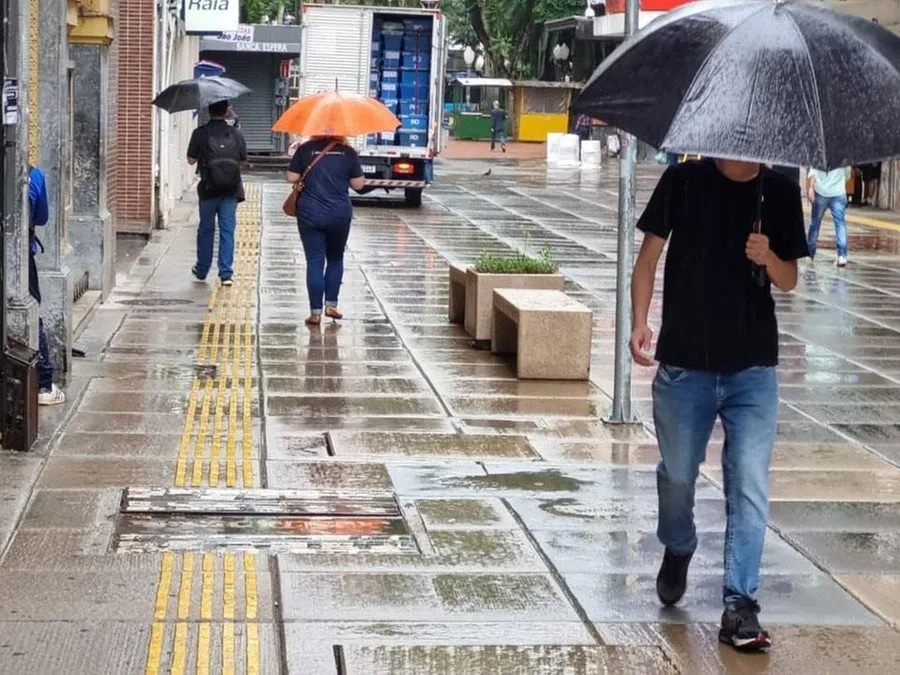 RS tem alerta de temporal com queda de granizo entre terça e quarta-feira Foto : Camila Cunha