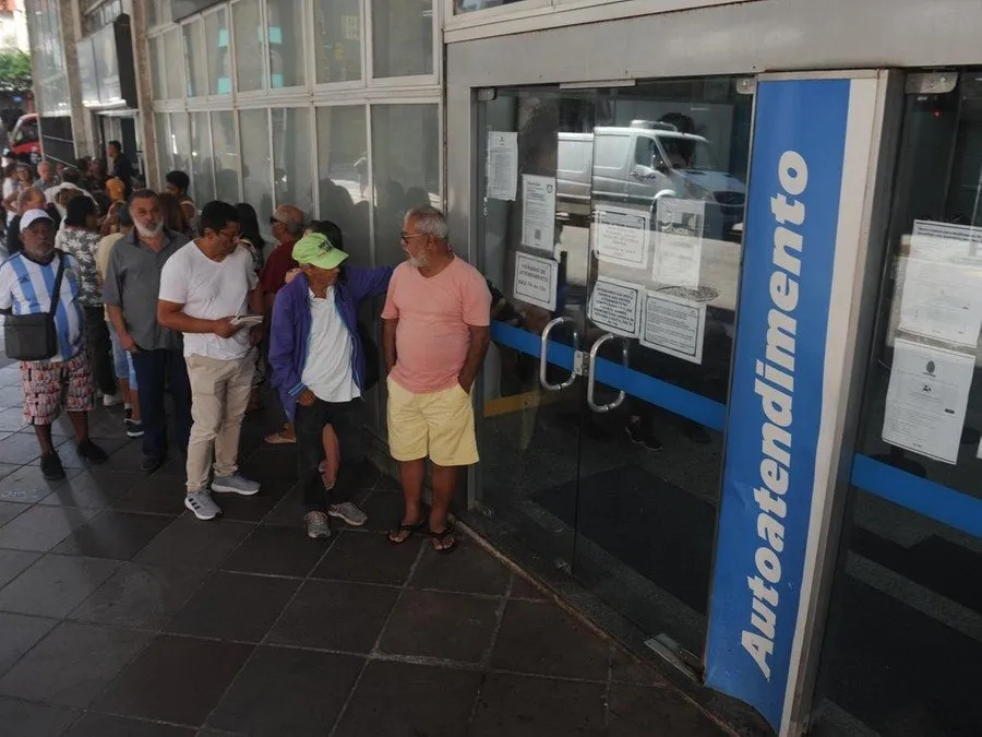 Atendimentos presenciais são retomados em agências do INSS em Porto Alegre Foto : Camila Cunha