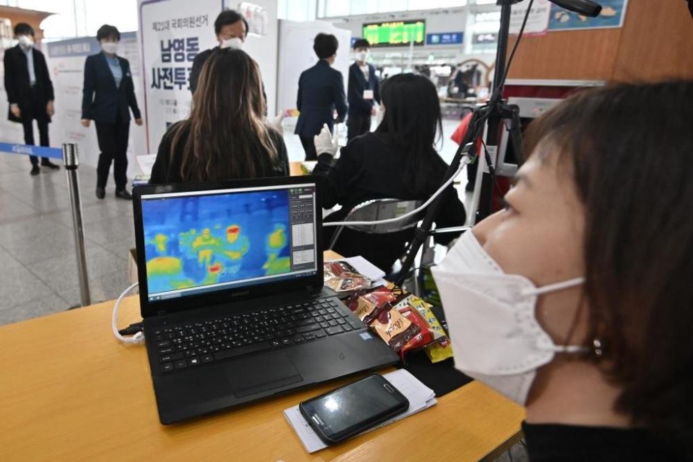 Autoridades estudam como esses casos teriam ocorrido | Foto: Jung Yeon-je / AFP / CP