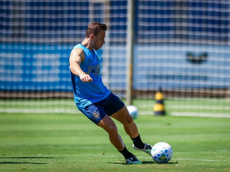 Arthur está emprestado pela Juventus até junho Foto : CAROLINE MOTTA / GRÊMIO FBPA / CP