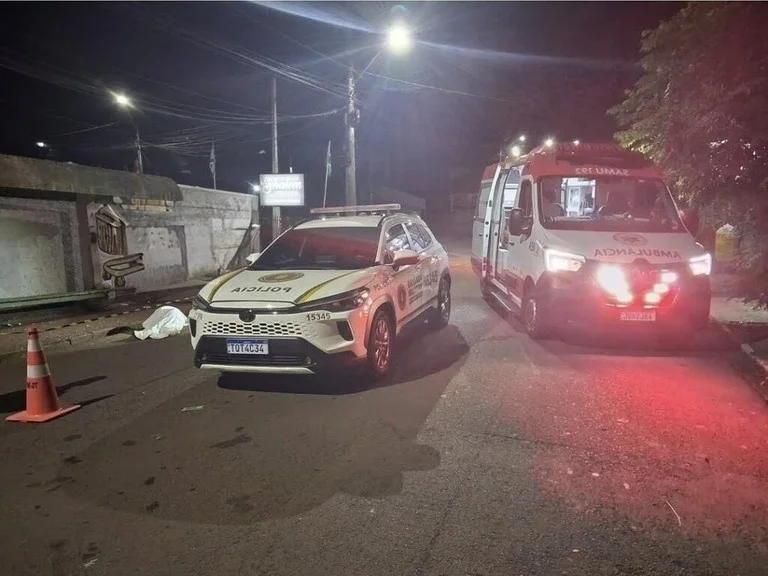 Ataque a tiros deixa dois homens mortos e uma mulher ferida em Erechim Foto : Leandro Vesoloski / Rádio Uirapuru / C`
