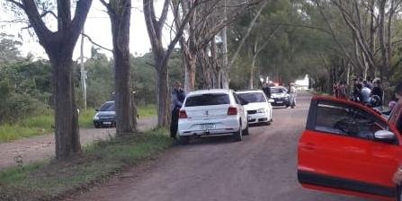 Flagrante do evento ilegal de corridas e manobras ocorreu na Estrada da Laguna | Foto: Brigada Militar / CP