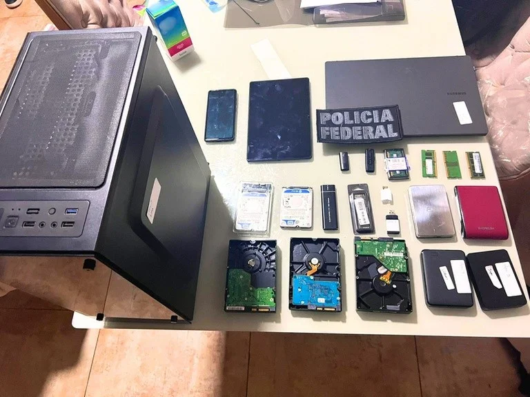 Operação Harpócrates para reprimir o abuso sexual infantojuvenil no Rio Grande do Sul Foto : Polícia Federal / CP