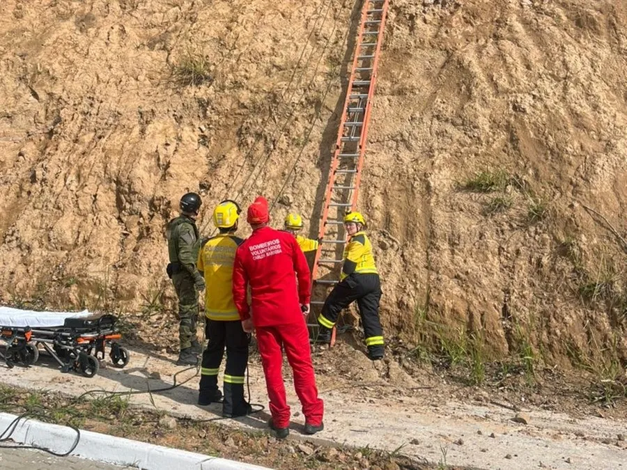 Suspeito foi localizado em uma área de mata Foto : Bombeiros Voluntários de Carlos Barbosa / CP
