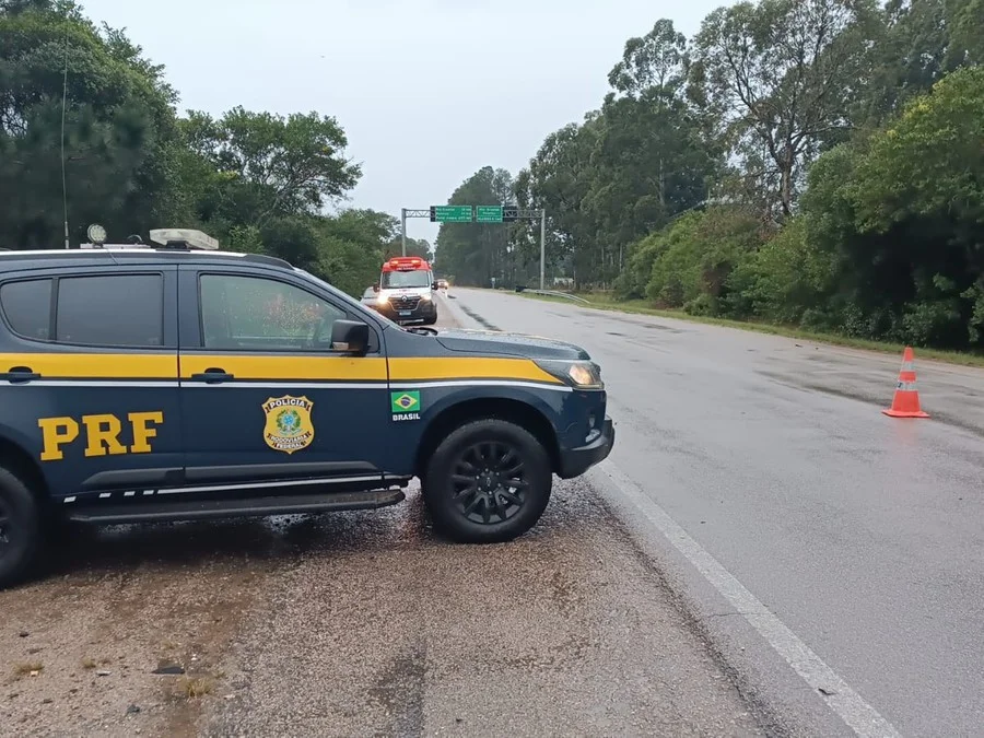 O local onde ocorreu o acidente foi sinalizado pela PRF Foto : PRF/ Divulgação/ CP