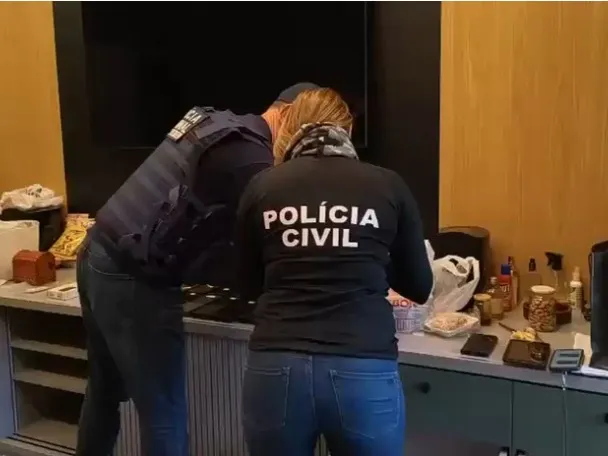 Polícia Civil encontrou vasto material de abuso e exploração sexual infantojuvenil durante operação em Ivoti Foto : Polícia Civil / CP