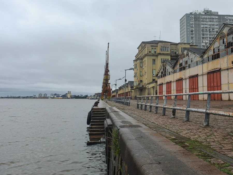 Considerando o que já choveu e o que ainda está previsto, é possível que o Guaíba possa alcançar o patamar de cheia perto, ao redor e acima de 2 metros Foto : Camila Cunha