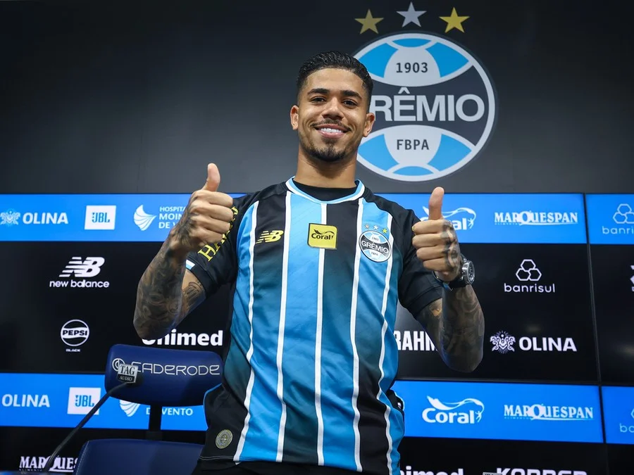 Diego Caito é apresentado após gol na estreia pelo Grêmio: “Sei o que é vestir essa camisa”