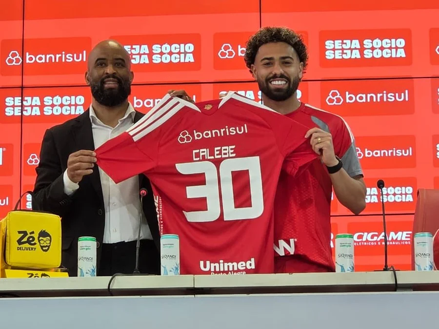 Calebe é apresentado: “meu melhor momento para estar no Inter é agora”