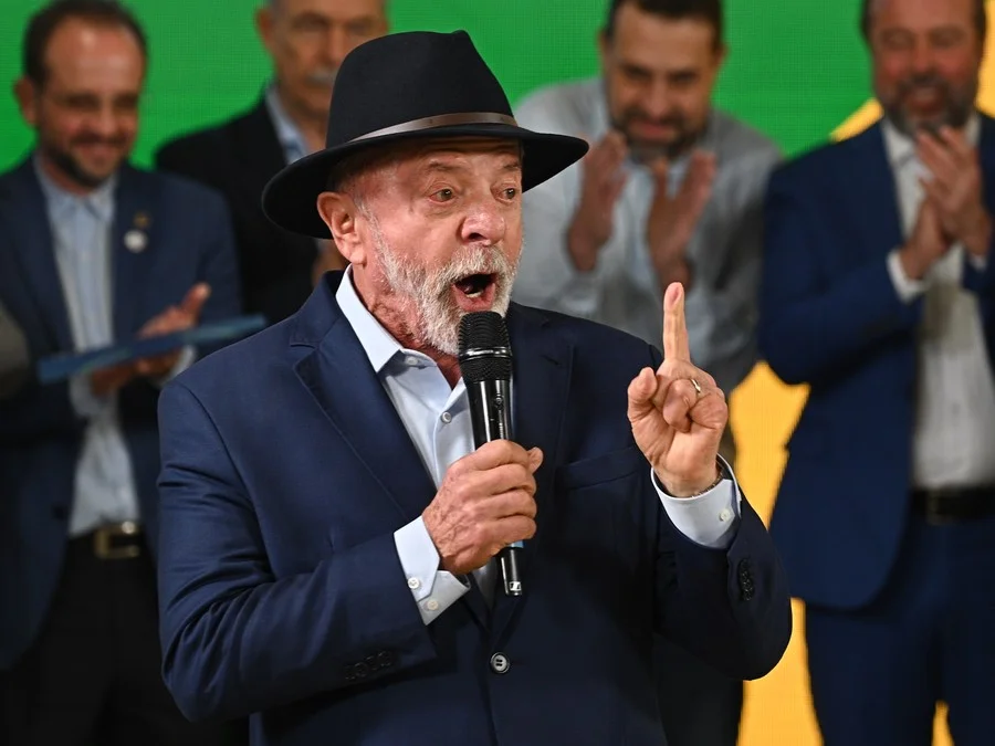 Presidente chegou a brincar sugerindo que Ancelotti escalasse um robô na Seleção Foto : Roberto Sungi/AtoPress/Estadão Conteúdo/CP