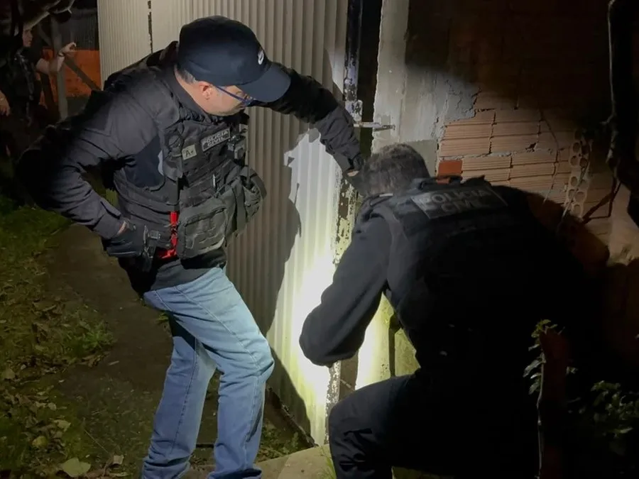 Mandados são cumpridos pela Polícia Civil na manhã desta quinta-feira Foto : Polícia Civil / CP