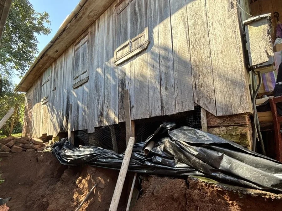 Um deslizamento de terra foi registrado no município Foto : Prefeitura de Lindolfo Collor / CP