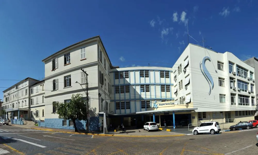 Vítima foi socorrida ao Hospital Santa Cruz (Foto: Divulgação/ilustrativa)