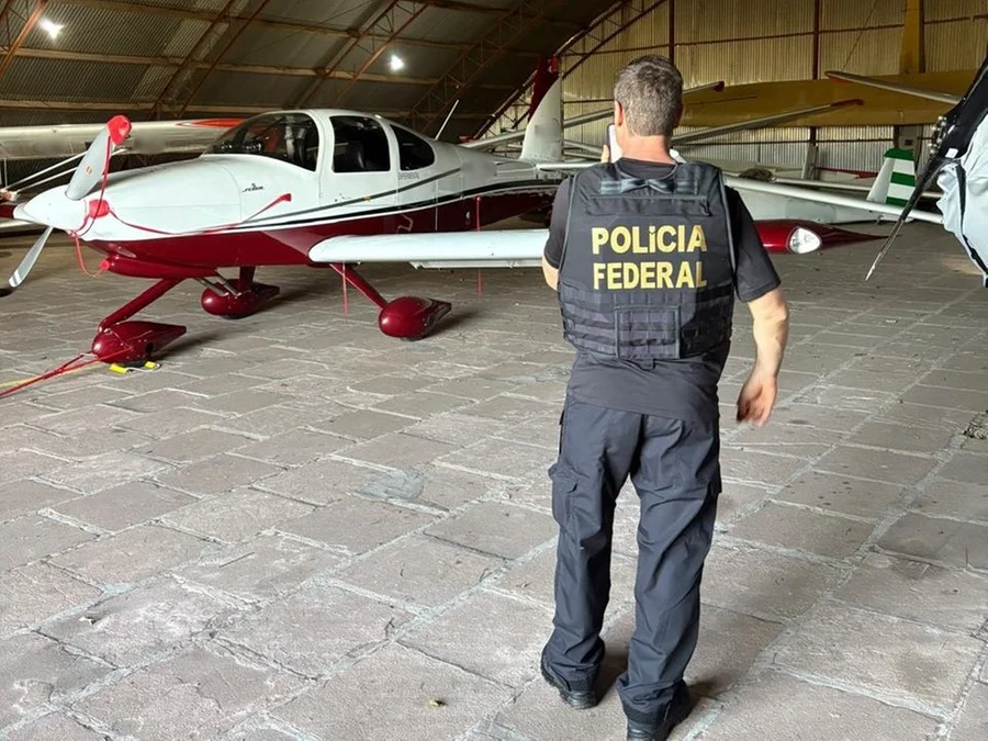 Polícia Federal deflagrou a operação La Bombonera para desarticular esquema de tráfico internacional de drogas com o uso de aviões Foto : Polícia Federal / CP