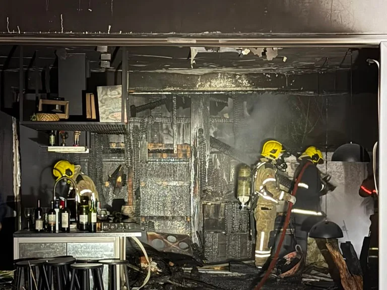O incêndio ocorreu no bairro Junção. Ninguém ficou ferido Foto : Bombeiros/ Divulgação/ CP