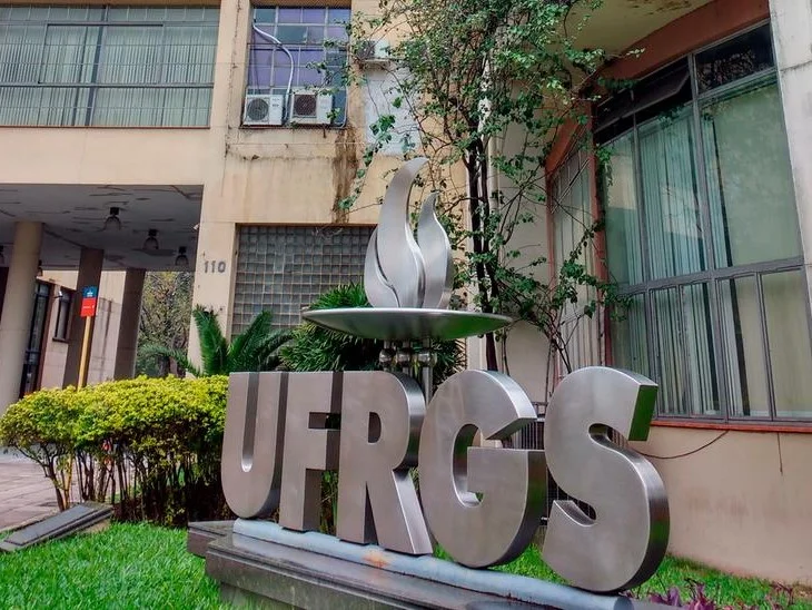 Inscrições abrem na segunda-feira para 4.058 vagas em 98 cursos; taxa é de R$ 180 Foto : Maria José Vasconcellos / Especial / CP Memória