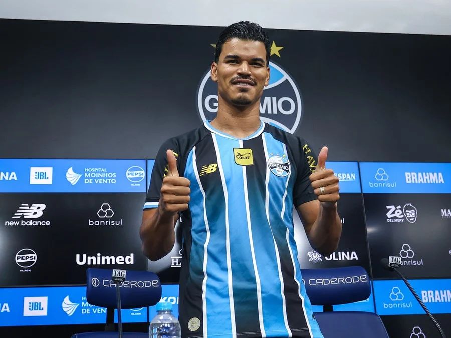 Danilo Barbosa é o novo camisa 15 do Tricolor Foto : Lucas Uebel / Grêmio FBPA / CP