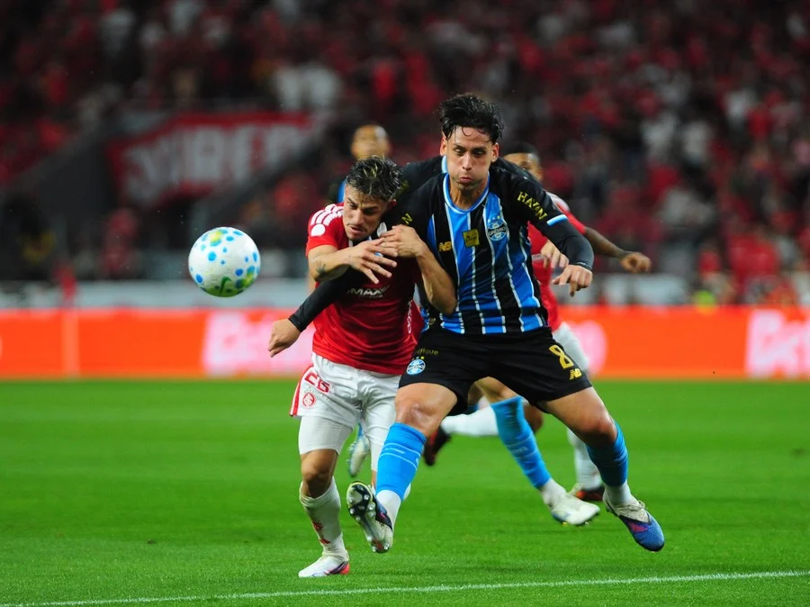 Inter e Grêmio voltam a se enfrentar na próxima quinta-feira, desta vez na Arena Foto : FABIANO DO AMARAL