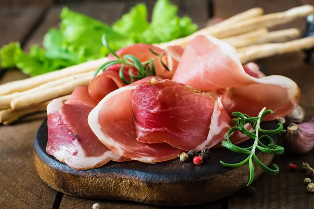 Com quais vinhos o presunto Parma combina? Descubra as melhores harmonizações