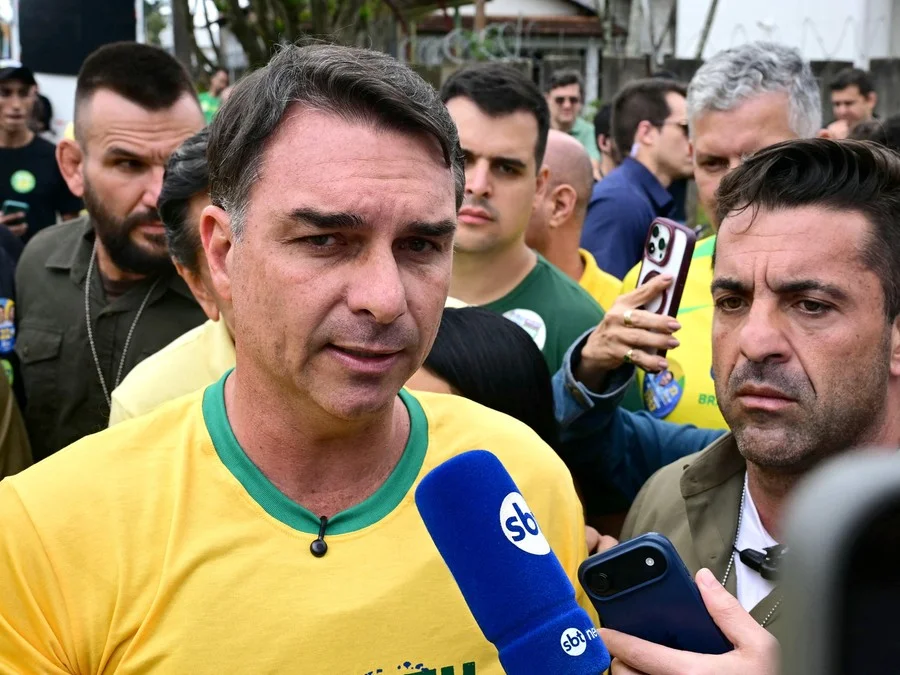 Candidato do PL criticou medida do governo às vésperas da eleição Foto : PABLO PORCIUNCULA / AFP