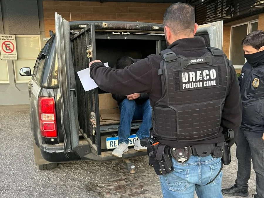 Delegacia de Repressão às Ações Criminosas Organizadas de Bagé prendeu um homem investigado no âmbito da Operação Ampulheta, no Pará Foto : Polícia Civil / CP
