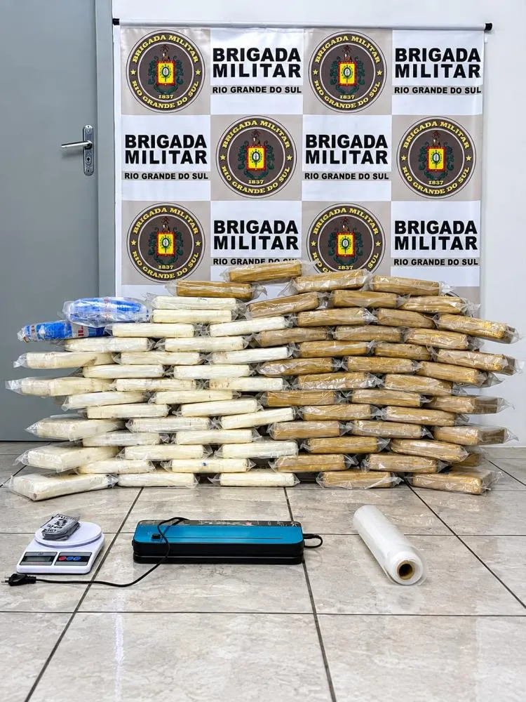 Policiais do 36º BPM apreendem mais de 70 quilos de drogas em São Marcos – Foto: BM
