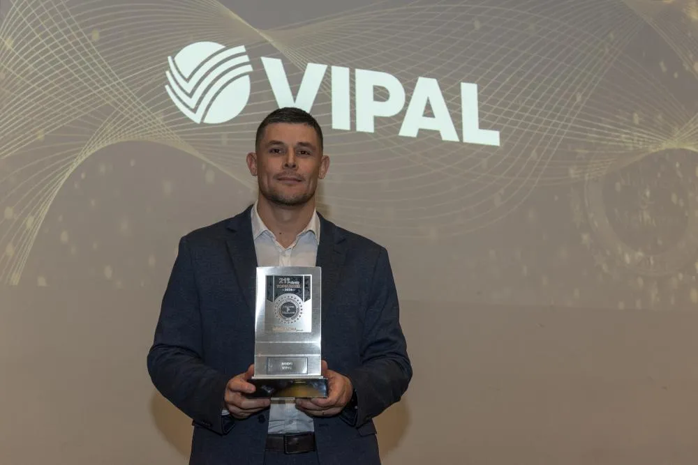 O Consultor Técnico e Comercial da região Sudeste, Andrei da Luz, representou a Vipal no evento (Crédito: J. Mantovani)