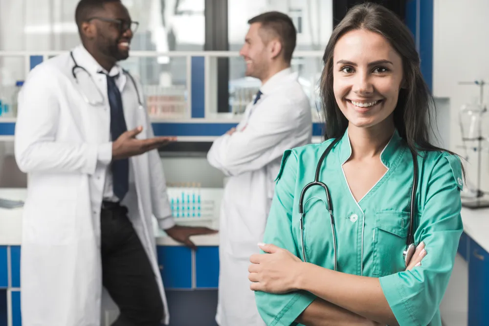 Congresso aprova proposta que exige avaliação de conhecimentos para novos médicos no Brasil