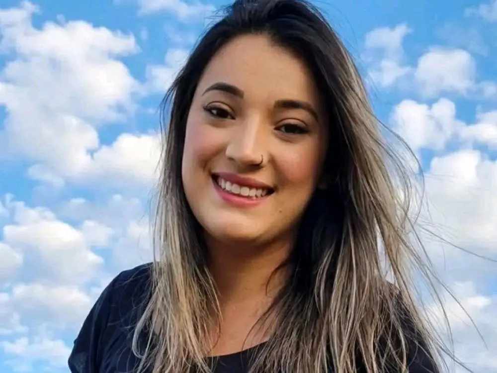 Técnica de enfermagem de 24 anos morre após capotamento na BR-470, em Lagoa Vermelha