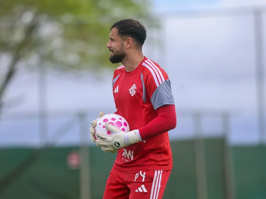 Inter deixa Matheus Cunha e Félix Torres fora da viagem ao Rio de Janeiro