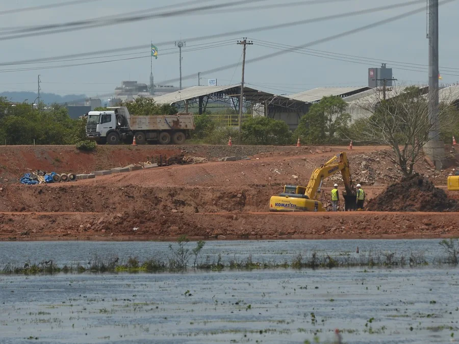 Algumas intervenções devem ser finalizadas ainda neste ano, como parte da proteção da região dos pôlderes 7 e 8, entre os bairros Anchieta e Sarandi, Foto : Alina Souza