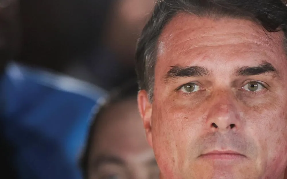 Flávio está com a esposa e as duas filhas em Miami, Flórida Agustin Marcarian/Reuters – Arquivo