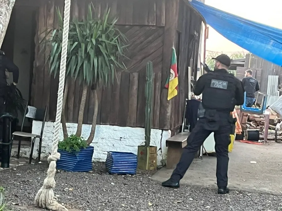 Mandados foram cumpridos pela Draco de São Leopoldo na manhã desta quinta-feira Foto : Polícia Civil / CP