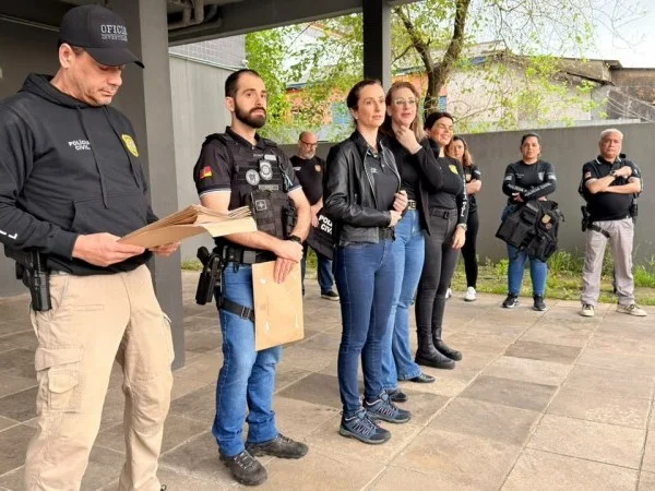 Porto Alegre concentrou cinco prisões, incluindo capturas decorrentes de mandados preventivos e temporários Foto : Polícia Civil / CP