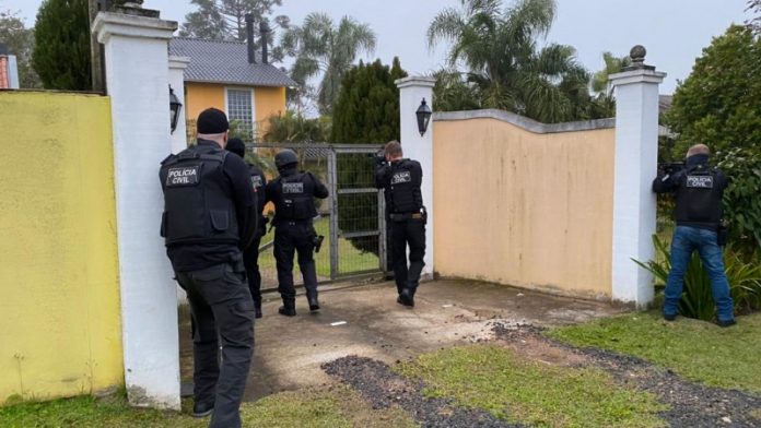 Polícia Civil deflagra Operação Lego, que visa a reprimir o comércio irregular de armas de fogo - Foto: Polícia Civil - Divulgação