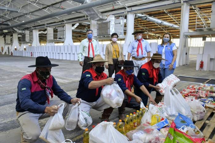 Ação em Novo Hamburgo arrecadou alimentos neste final de semana. Lu Freitas / PMNH / Divulgação