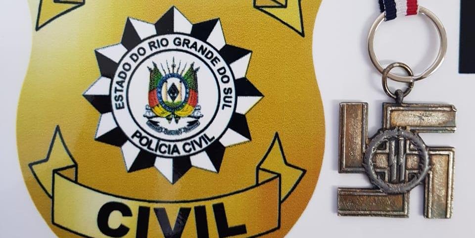 A insígnia estava com a família desde a Segunda Guerra Mundial na década de 1940 | Foto: Polícia Civil / Divulgação / CP